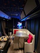 1998 Prevost H3-41, $ 39,000