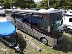 2017 Winnebago Adventurer 38Q, $ 99,900