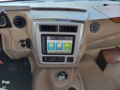 2017 Winnebago Adventurer 38Q, $ 99,900