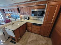 2017 Winnebago Adventurer 38Q, $ 99,900