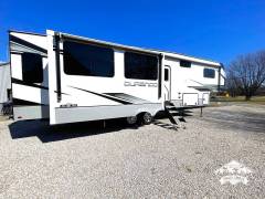 2023 KZ Durango 333RLT, $ 67,800
