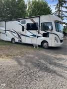 2017 Thor Motor Coach A.C.E. 30.2, $ 58,000