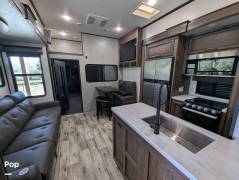 2022 KZ Venom V3413TK, $ 64,900