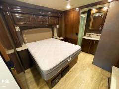 2017 Thor Motor Coach Chateau 35SF, $ 109,950