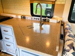 2017 Thor Motor Coach Chateau 35SF, $ 109,950