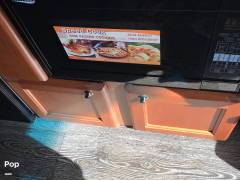 2016 Roadtrek Adventurous RS, $ 76,000