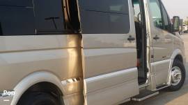 2016 Roadtrek Adventurous RS, $ 76,000