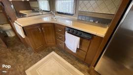 2014 Thor Motor Coach Challenger 37KT, $ 59,999