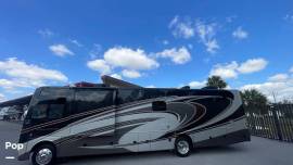 2014 Thor Motor Coach Challenger 37KT, $ 59,999