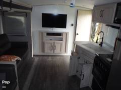 2023 Cruiser RV Shadow Cruiser 325BHS, $ 38,900