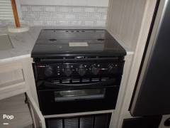 2023 Cruiser RV Shadow Cruiser 325BHS, $ 38,900
