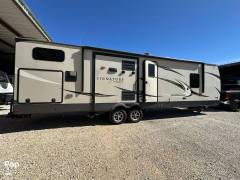 2020 Rockwood Signature 8327SB, $ 38,000