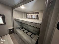 2020 Rockwood Signature 8327SB, $ 38,000