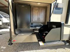 2020 Rockwood Signature 8327SB, $ 38,000
