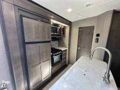 2020 Rockwood Signature 8327SB, $ 38,000