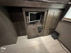 2020 Rockwood Signature 8327SB, $ 38,000