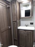 2019 Keystone Alpine 3020RE, $ 36,000