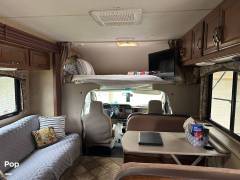 2014 Thor Motor Coach Chateau 31A, $ 38,000