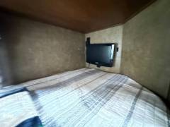 2014 Thor Motor Coach Chateau 31A, $ 38,000