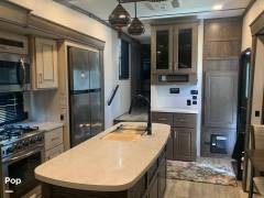 2021 Alliance RV Paradigm 340RL, $ 62,300
