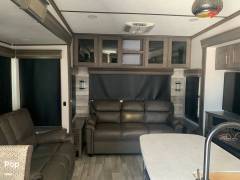 2021 Alliance RV Paradigm 340RL, $ 62,300