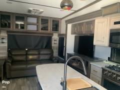 2021 Alliance RV Paradigm 340RL, $ 62,300