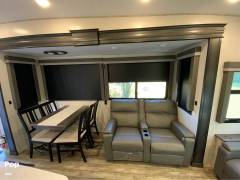 2022 Keystone Avalanche 312RS, $ 44,999