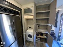 2022 Keystone Avalanche 312RS, $ 44,999