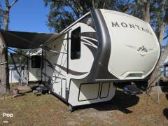 2017 Keystone Montana 3720RL, $ 45,000