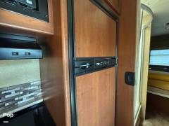 2015 Thor Motor Coach A.C.E. 30.1, $ 56,000