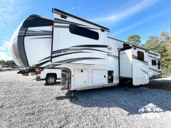 2021 Jayco North Point 377RLBH, $ 60,000