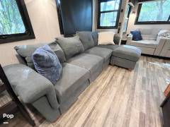 2021 Jayco North Point 377RLBH, $ 60,000