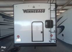 2022 Winnebago Voyage 3033BH, $ 36,500