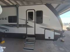 2022 Winnebago Voyage 3033BH, $ 36,500