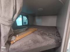 2022 Winnebago Voyage 3033BH, $ 36,500