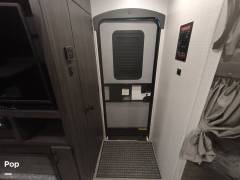 2022 Winnebago Voyage 3033BH, $ 36,500