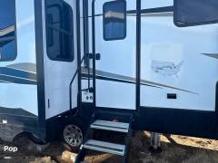 2022 Heartland Bighorn 32RS, $ 37,000