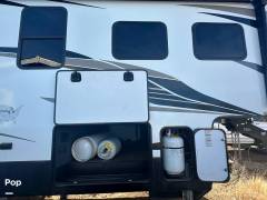 2022 Heartland Bighorn 32RS, $ 37,000
