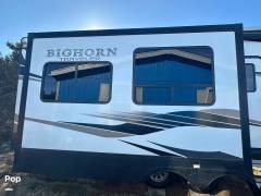 2022 Heartland Bighorn 32RS, $ 37,000