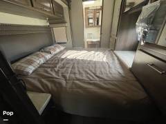 2019 Entegra Coach Emblem 36U, $ 116,800
