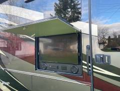 2019 Entegra Coach Emblem 36U, $ 116,800