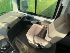 2019 Entegra Coach Emblem 36U, $ 116,800