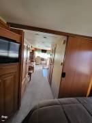 2012 Holiday Rambler Vacationer 30SFS, $ 42,400