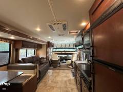2017 Fleetwood Flair 31B, $ 49,999