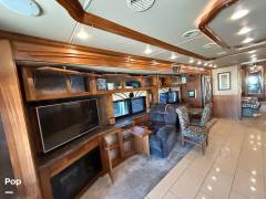 2015 Tiffin Phaeton 42LH, $ 165,000
