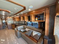2015 Tiffin Phaeton 42LH, $ 165,000