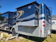 2014 Winnebago Adventurer 38Q, $ 59,950