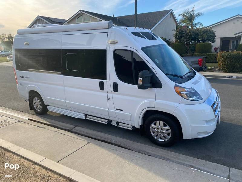 2018 Roadtrek Zion SRT, $ 73,400