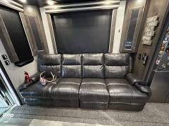 2021 Heartland Cyclone 4007, $ 94,500