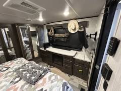 2021 Heartland Cyclone 4007, $ 94,500